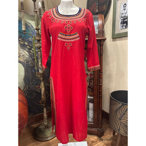 Unbranded Red Embroidered Kurta Women's Size Small